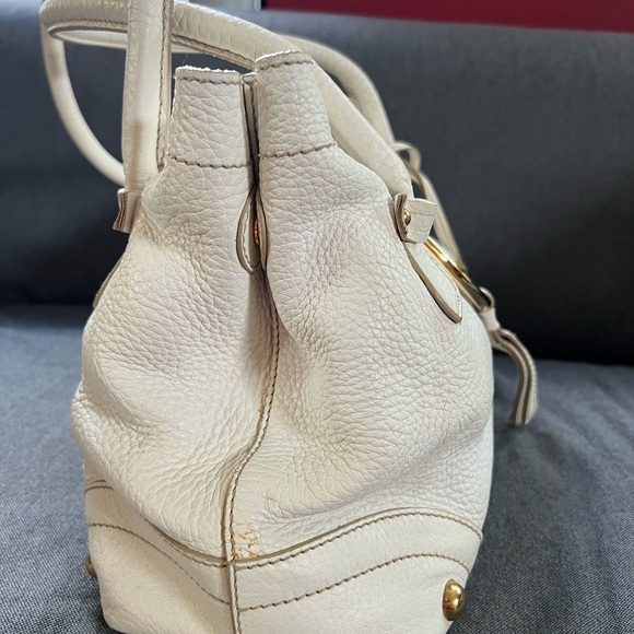 Dolce & Gabbana White Shoulder Bag with Gold Accents - Picture 3 of 16